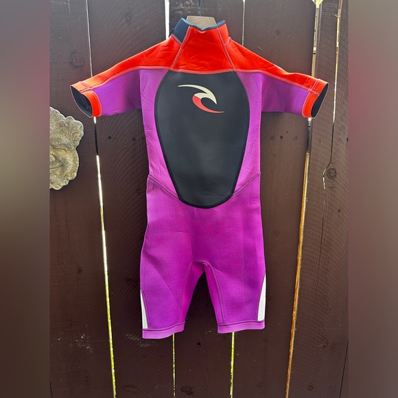 Ripcurl wetsuit size Junior 12 - Picture 3 of 11